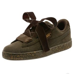 PUMA Suede Heart Winter Velvet JR sneakers